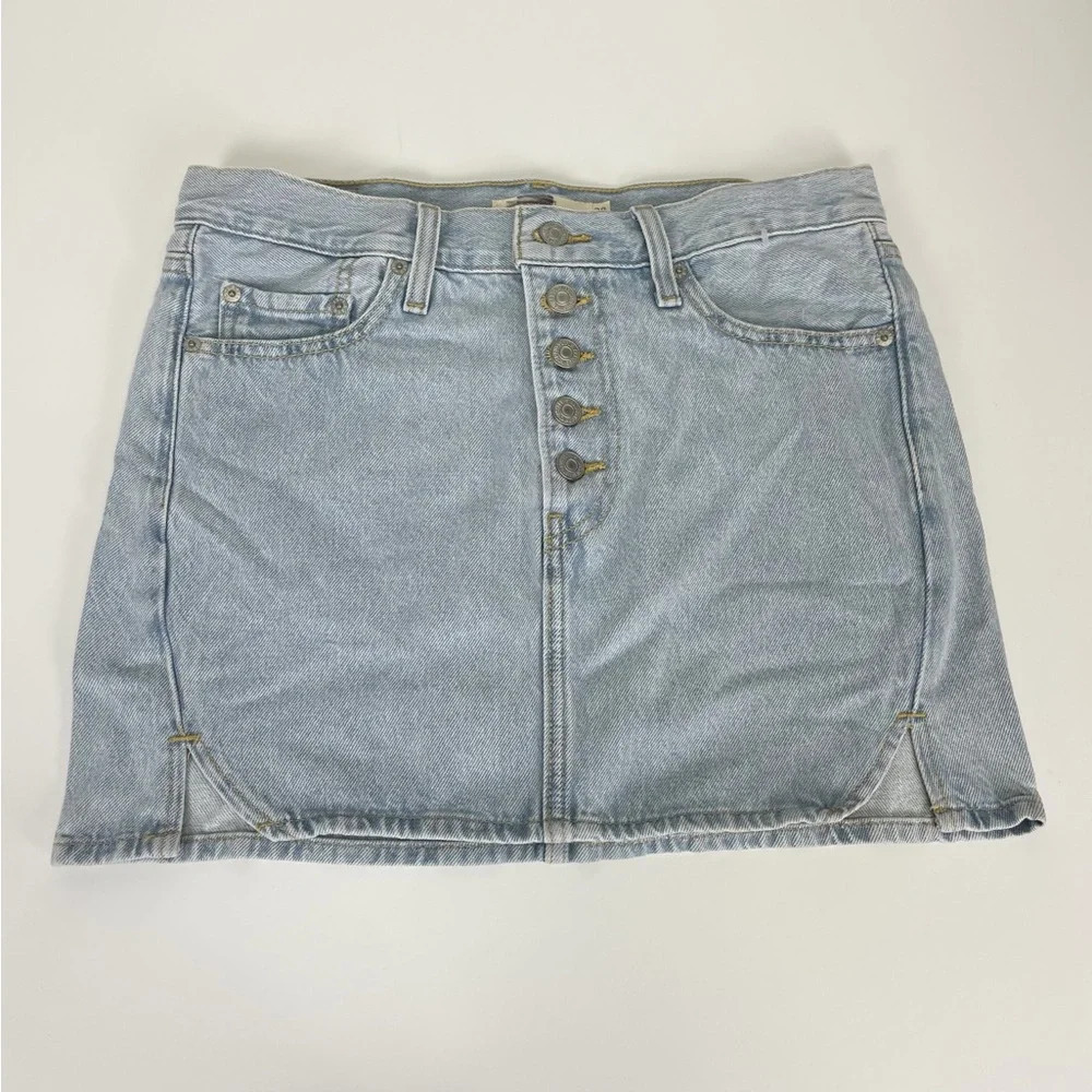 NEW Levis Icon Jean Skirt Womens Size 28 Light Blue Denim Button Fly NWOT